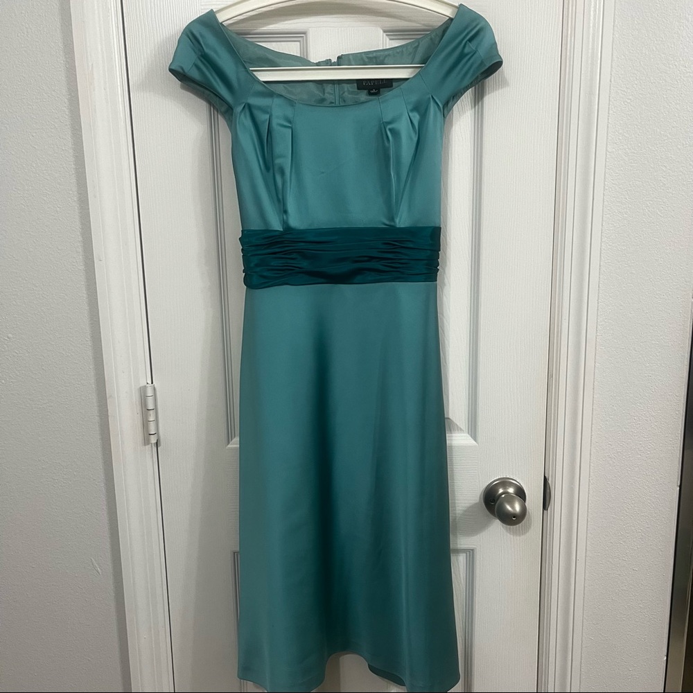 Adrianna Papell aqua and teal satin dress size 4